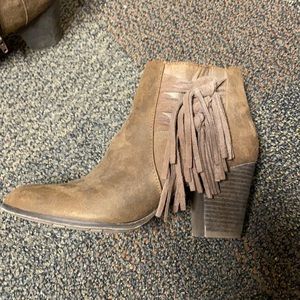 Brown Heeled Ankle Boots with Tassles